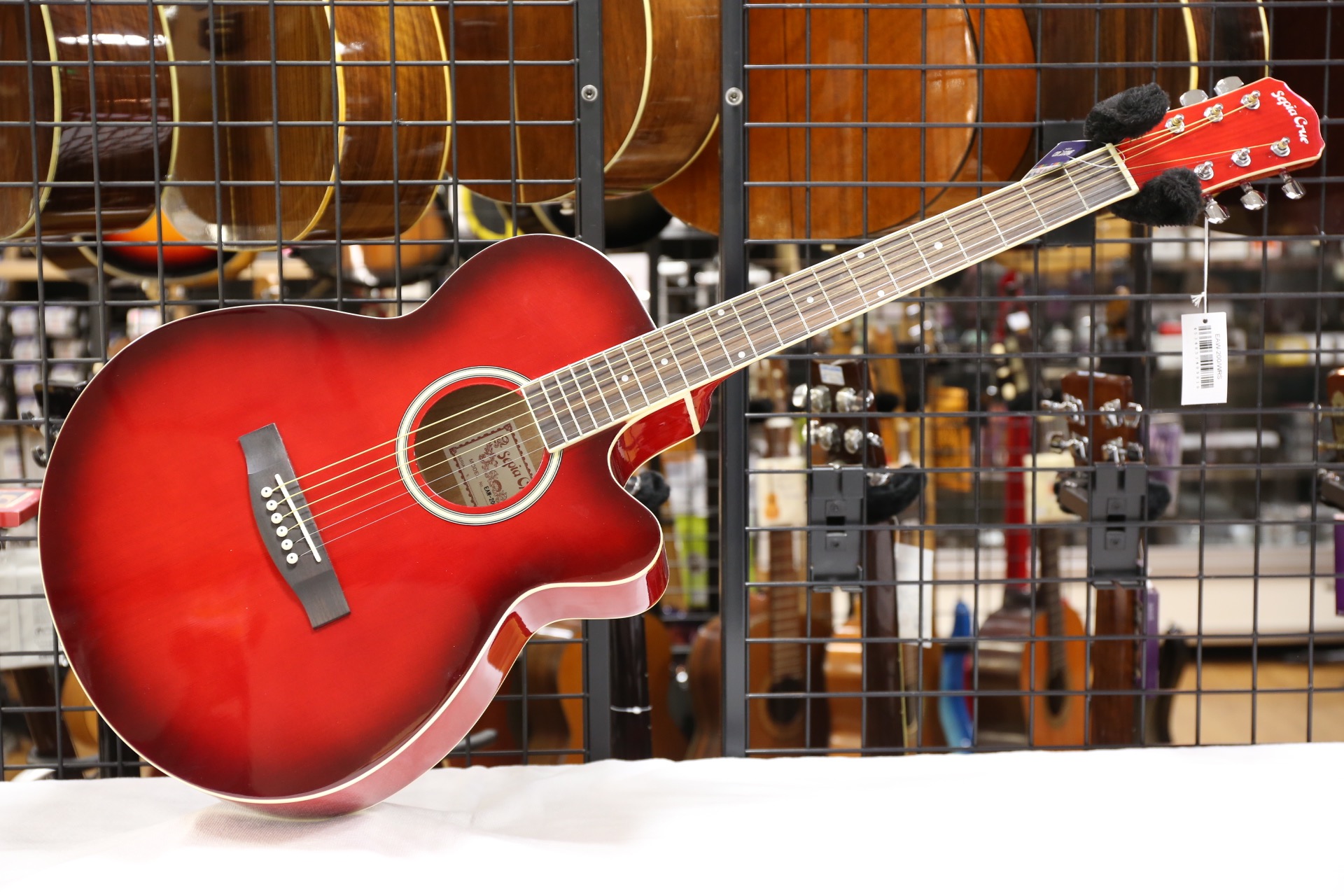 美品　Sepia Crue　EAW-200/BKS　エレアコギター